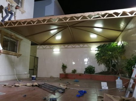 أفضل المظلات الخاصة بالأسطح والمنزل من الخارج